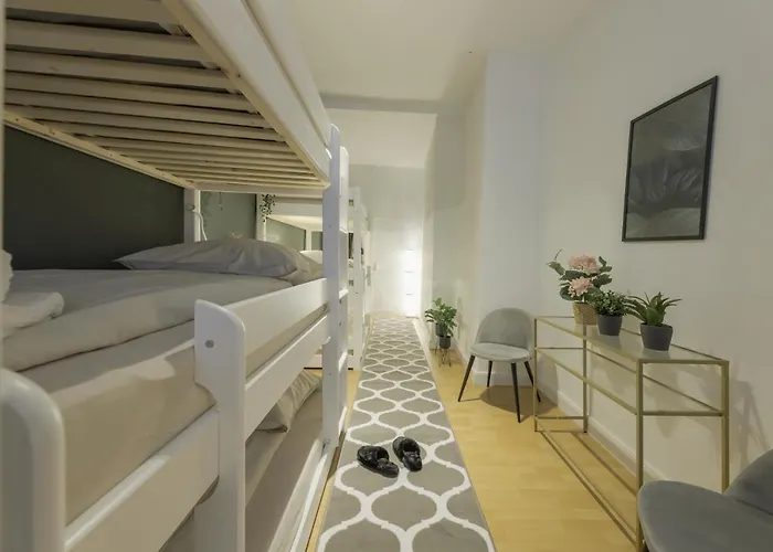 The Harbour Apartment 1